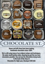 Load image into Gallery viewer, Small luxury Christmas chocolate box (2 chocolates)